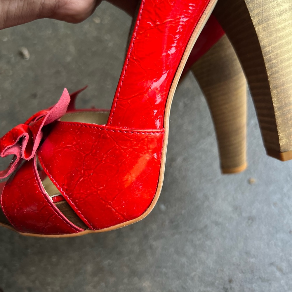 ❤️ Red Heels ❤️ - Picture 8 of 8